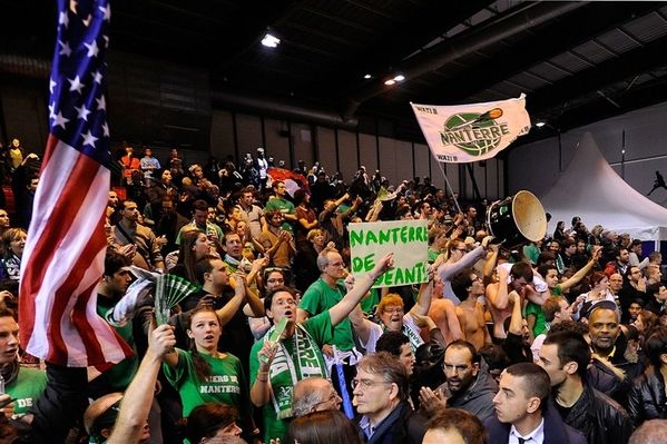 jsf-nanterre-fans-eb13.jpg