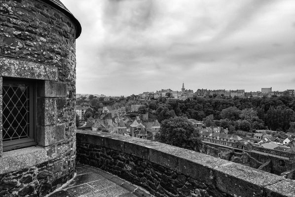 Chateau-Fougeres-3.jpg