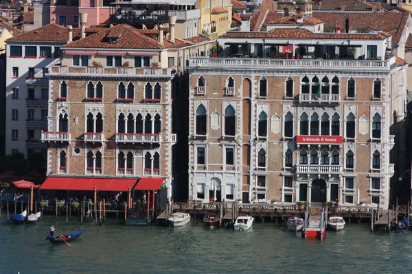 VENISE 9785