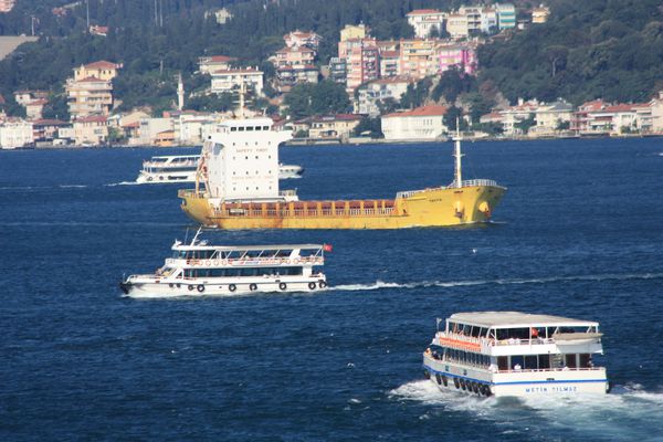 ISTANBUL 9438