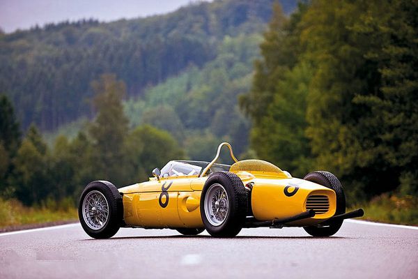 ferrari_f1_156_sharknose_1961_17-copie-1.jpg