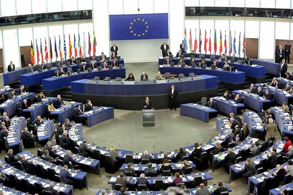 Parlement-europeen-les-enjeux.jpg