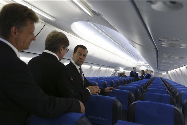 sem14juid-Z14-Inspection-boing-737-dimitri-Medvedev-Aeroflo.jpg