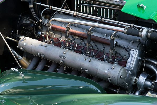 maserati_v4_sport_zagato_spider_1932_130.jpg