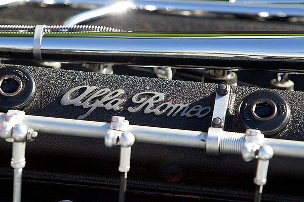 alfa_romeo_6c_3000_cm_pininfarina_superflow_IV_1959_123.jpg