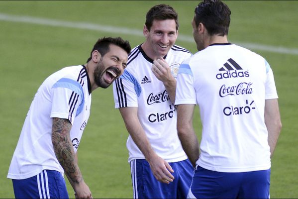 sem14juld-Z7-Pause-detente-lionel-Messi-Argentine.jpg