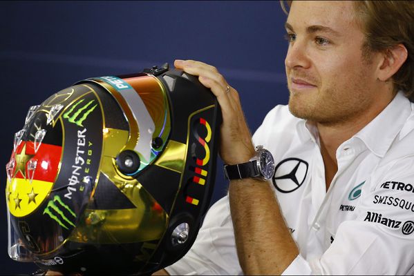 sem14julh-Z11-Le-casque-de-la-discorde-Nico-Rosberg-Mercede.jpg