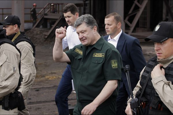 sem14sepd-Z6-President-Ukraine-Petro-Porochenko-Aupres-des-.jpg