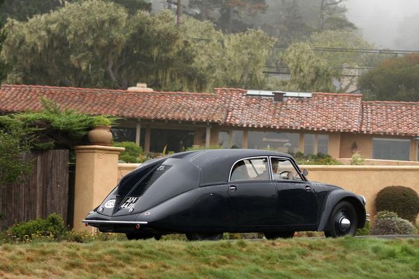 tatra_t77a_aerodynamic_limousine_1937_105.JPG