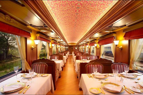 sem14octi-Z17-Maharajas-Express-plus-beau-train-du-monde.jpg