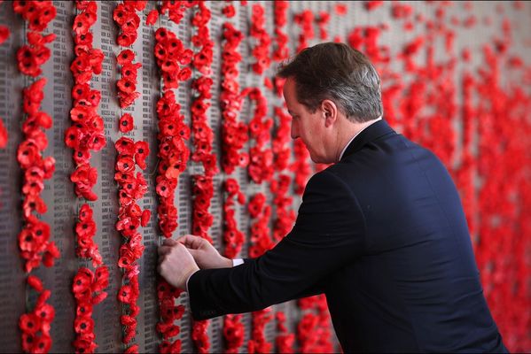 sem14novf-Z5-Commemorations-David-Cameron-Camberra-Australi.jpg