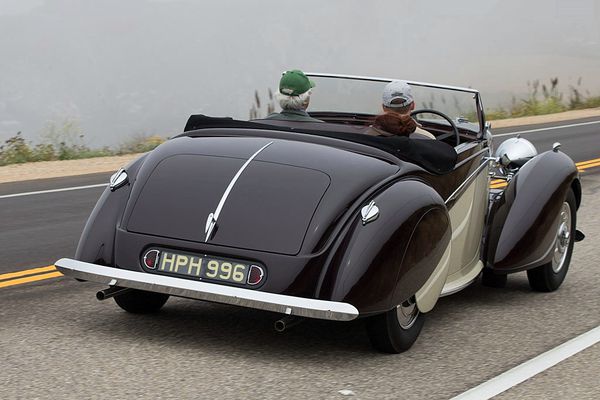 lagonda_v12_rapide_drophead_coupe_1939_106.jpg