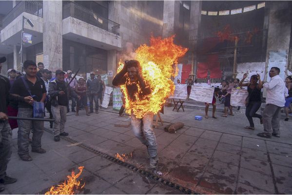 sem14decd-Z9-immolation-Mexique.jpg