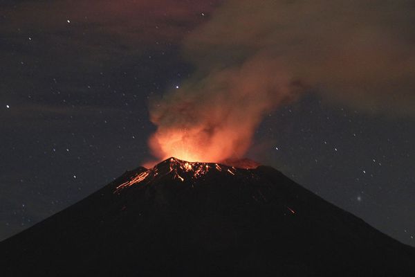 sem13julb-Z28-Impressionnante-eruption-popocatepelt-Mexique.jpg