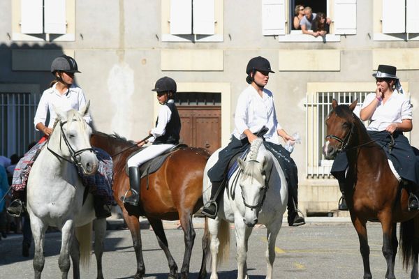 2010_aout_cavalcade-montesquieu-059.jpg