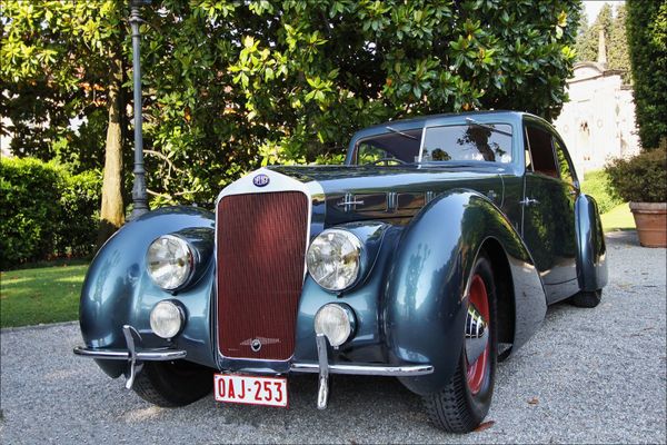 delage_d8_120s_pourtout_coupe_1938_105.jpg