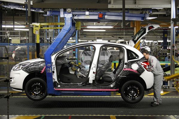 citroen-c3-at-the-psa-peugeot-citroen-plant-in-poissy.jpg