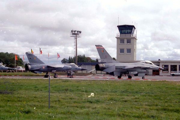 General dynamic F16 5