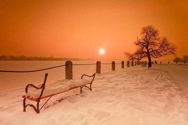 e-giunto-l-inverno---by-Adam-Dobrovits.jpg