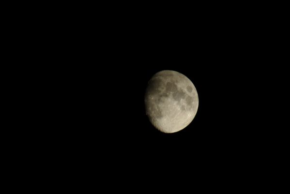 Lune-1.jpg
