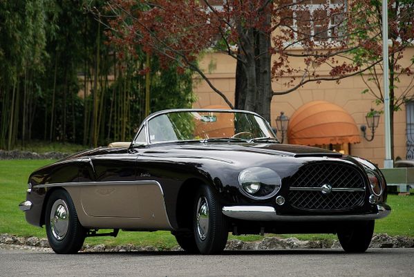 cisitalia_ford_808_xf_vignale_convertible_1952_104.jpg