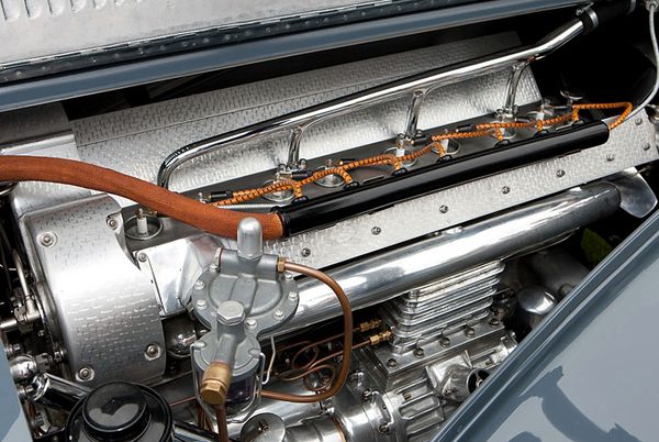 bugatti_type_57_sc_atlantic_coupe_1938_48.jpg