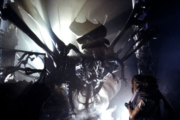 ALIEN (5)