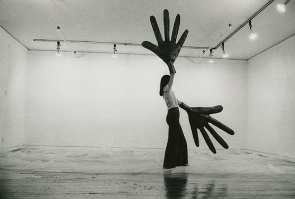 Whitman Sylvia Palacios 20 mai 1977 Passing through, Sonnab