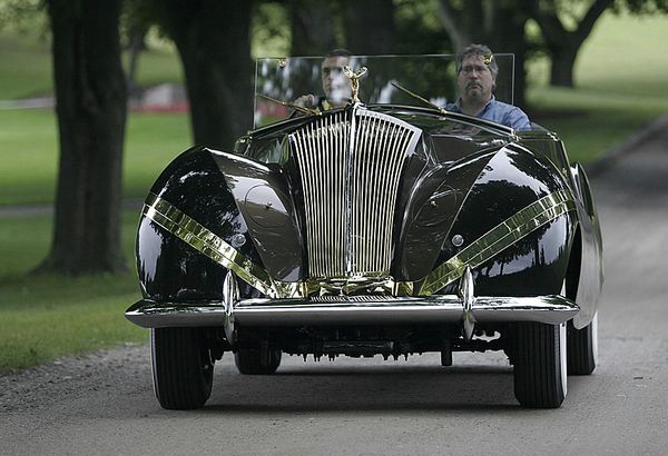 rolls_royce_phantom_III_labourdette_vutotal_cabrio-copie-1.jpg