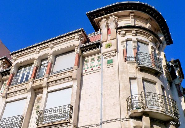 x27 - Fenêtres & balcons