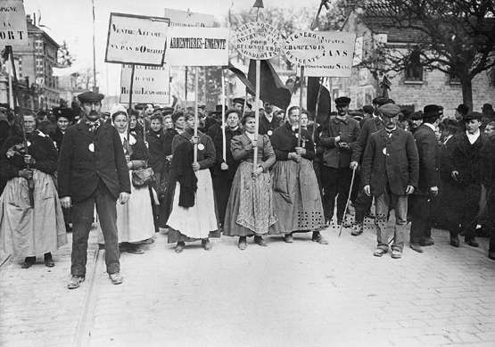 1911- Vignerons de Champagne (Aube)