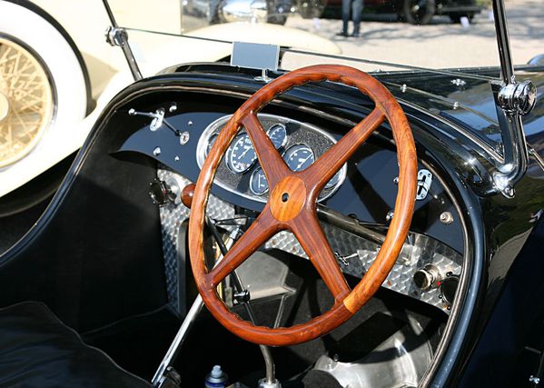 bugatti_type_55_super_sport_roadster_1932_09.jpg