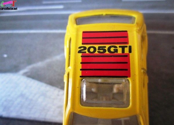 peugeot-205-gti-peinture-jaune-maisto-3inches (1)