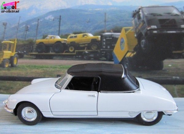 citroen-ds-19-cabriolet-welly-vintage-collection-france (2)