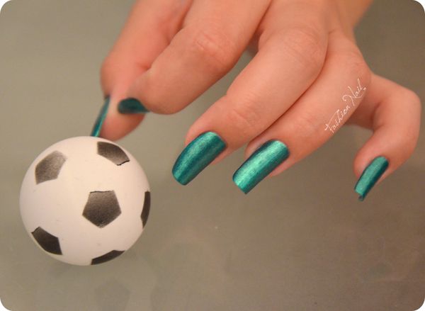 Savina-ElectricGreen-6