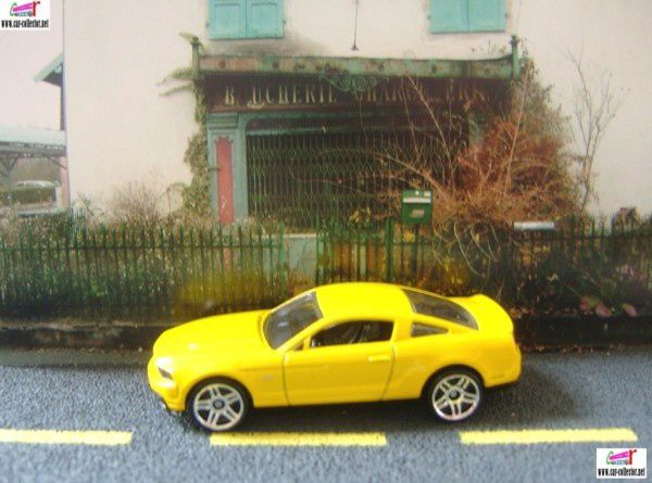 2010 ford mustang gt yellow hw premiere
