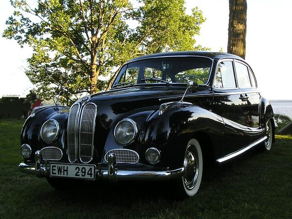 bmw_502_V8_limousine_1954_109.jpg