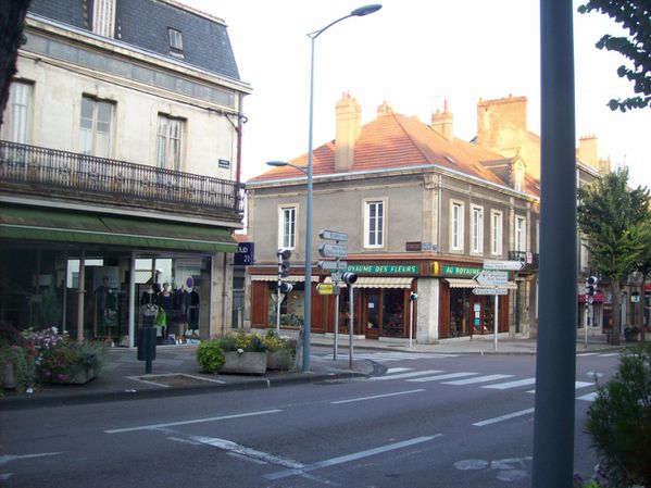 Avenue Charles de Gaulle - 100 3239 (Copier)