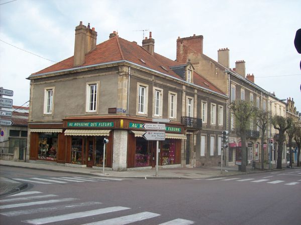 Avenue Charles de Gaulle - 100 7488 (Copier)