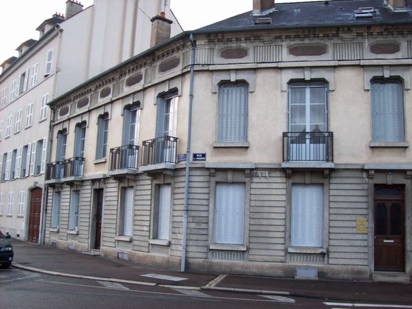 Place de Charmasse - 101 0424 (Copier)
