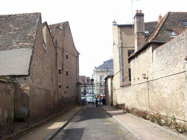 Rue de Lattre de Tassigny - 100 1880 (Copier)
