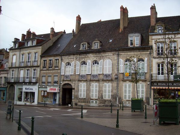 rue de Lattre de Tassigny - 100 1703 (Copier)