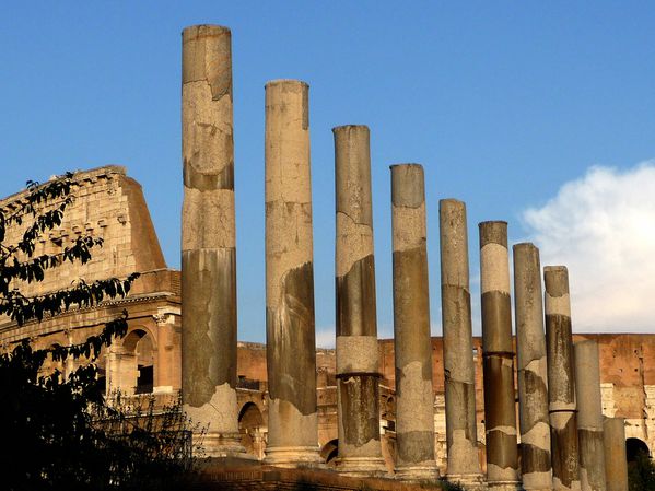 colonnes à Pompéi