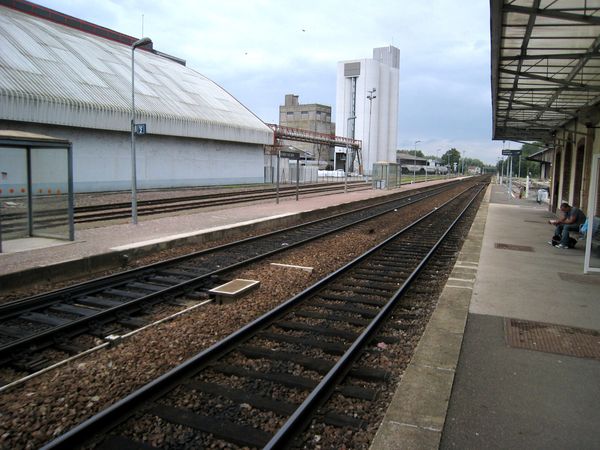 train.jpg