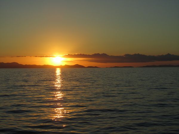 COUCHER-SOLEIL 2033