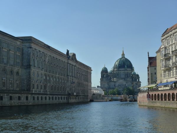 Berlin 370