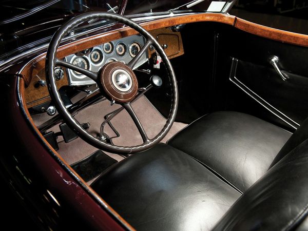 packard_custom_twelve_model_1006_sport_phaeton_by_-copie-8.jpg