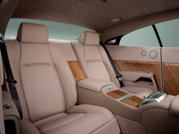 rolls_royce_wraith_2013_115.jpg