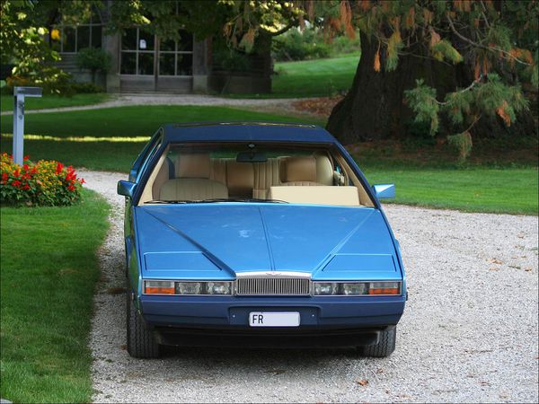 aston_martin_lagonda_1976_106.jpg