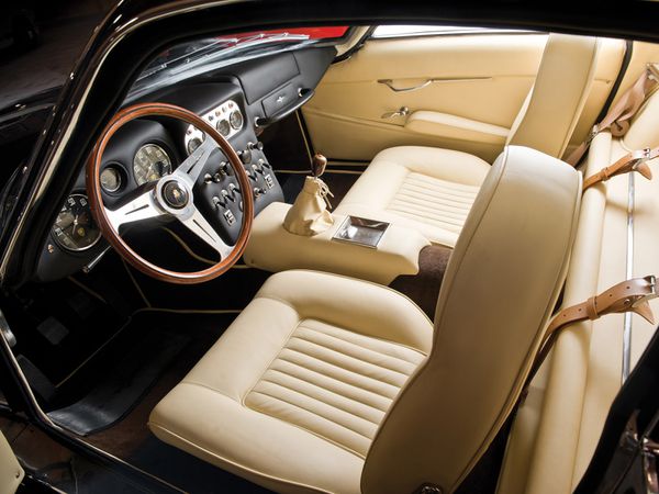 lamborghini_350_gt_1964_116.jpg